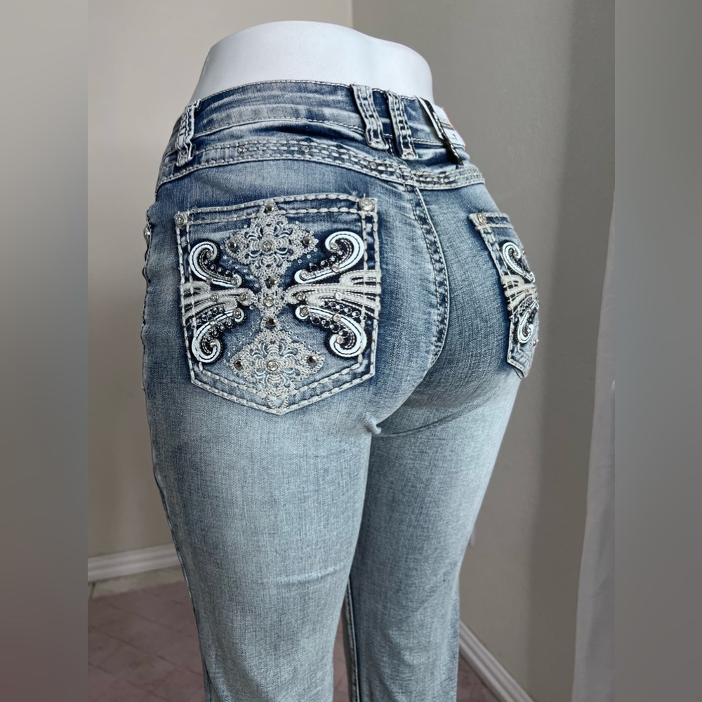 Women’s bootcut jeans